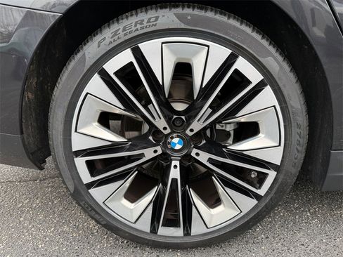 Certified 2025 BMW 530i xDrive 530i xDrive image 17