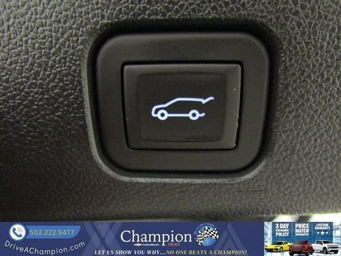 Certified 2026 GMC Acadia Denali w/ Super Cruise Package FWD image 17