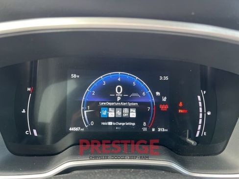 Used 2024 Toyota Corolla Cross XLE image 37