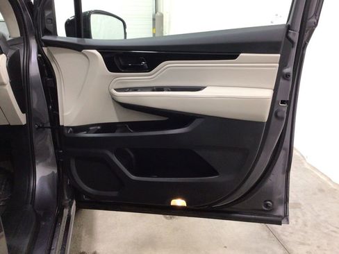 Used 2026 Honda Odyssey Elite image 39