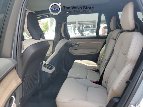 Used 2026 Volvo XC90 B6 Plus w/ Protection Package Premier AWD/4WD image 12