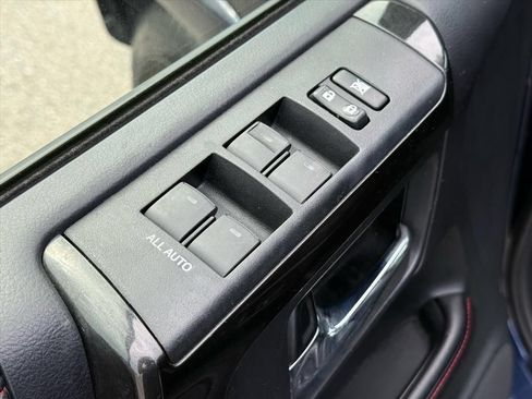 Used 2015 Toyota 4Runner Trail Premium AWD/4WD image 19