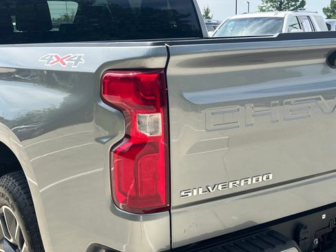 Used 2023 Chevrolet Silverado 1500 RST w/ Protection Package AWD/4WD image 14