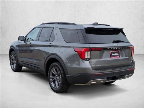 New 2026 Ford Explorer Active w/ Active Comfort Package AWD/4WD image 9