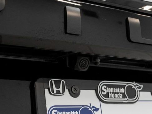 Certified 2025 Honda Pilot EX-L image 11