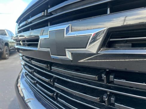 Used 2023 Chevrolet Tahoe RST AWD/4WD image 10