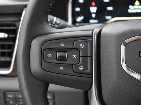 Used 2025 GMC Sierra 3500 Denali Ultimate AWD/4WD image 18