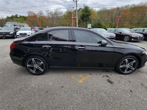 Used 2019 Mercedes-Benz A 220 4MATIC image 4