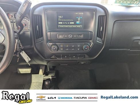 Used 2018 Chevrolet Silverado 1500 Custom w/ Custom Value Package image 12