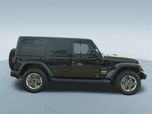 Used 2021 Jeep Wrangler Unlimited Sahara w/ LED Lighting Group AWD/4WD image 10