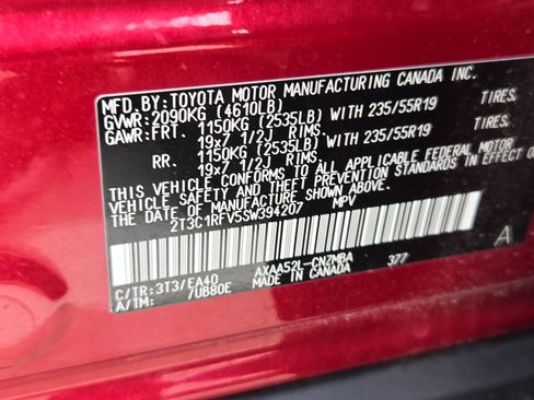 Used 2025 Toyota RAV4 XLE Premium FWD image 35
