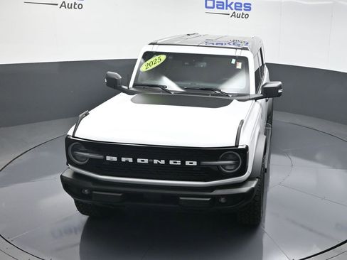 Used 2025 Ford Bronco Outer Banks image 48