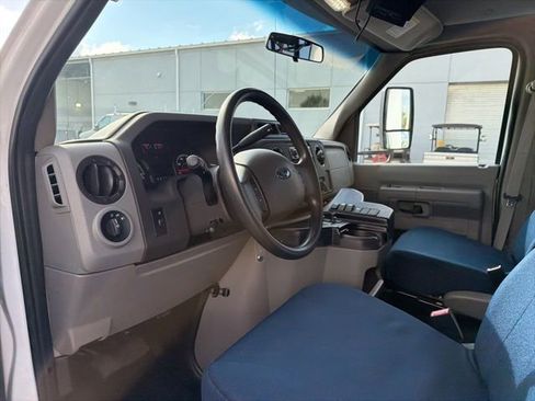 Used 2014 Ford E-450 and Econoline 450 Super Duty w/ Shuttle Bus Prep Package RWD image 12