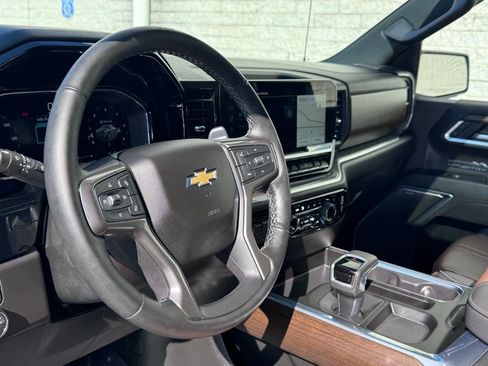 Used 2026 Chevrolet Silverado 1500 High Country w/ Technology Package AWD/4WD image 33