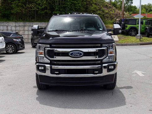 Used 2021 Ford F250 XLT w/ XLT Premium Package AWD/4WD image 2