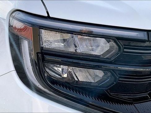 Used 2025 Ford Expedition Max Platinum w/ Stealth Performance Package image 31