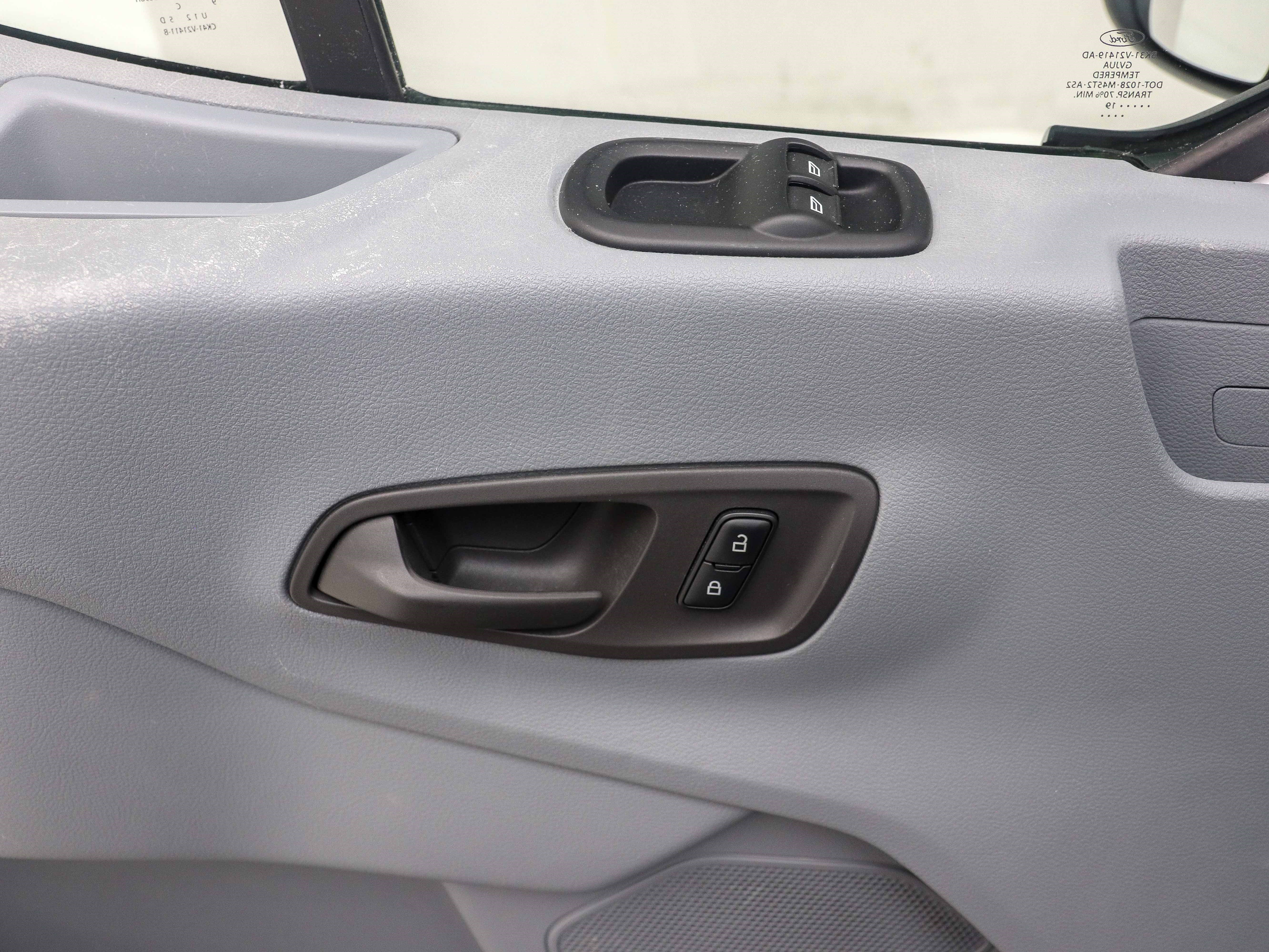 Used 2019 Ford Transit 350 XLT RWD image 23