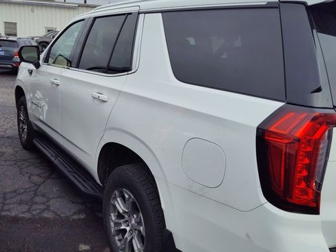 Used 2022 GMC Yukon SLE w/ Max Trailering Package image 6