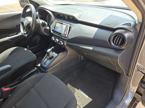 Certified 2025 Nissan Kicks Play S FWD image 27