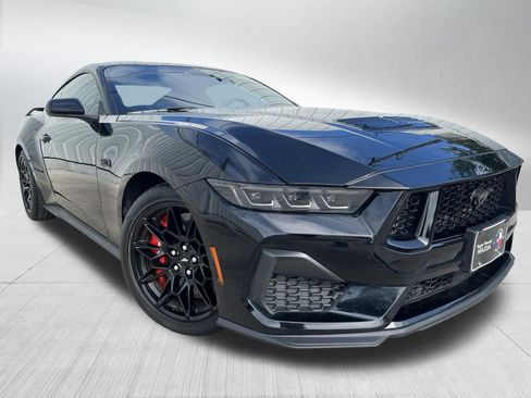 Used 2024 Ford Mustang GT w/ GT Performance Package RWD image 3