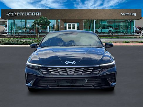 New 2026 Hyundai Elantra Sport image 12