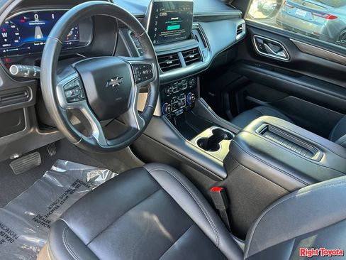 Used 2023 Chevrolet Tahoe Z71 w/ Luxury Package AWD/4WD image 19
