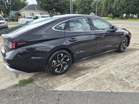 Used 2025 Hyundai Sonata SEL FWD image 7