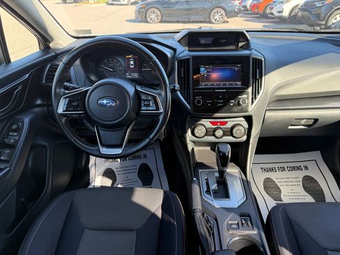 Used 2018 Subaru Crosstrek 2.0i Premium w/ Eyesight System image 16