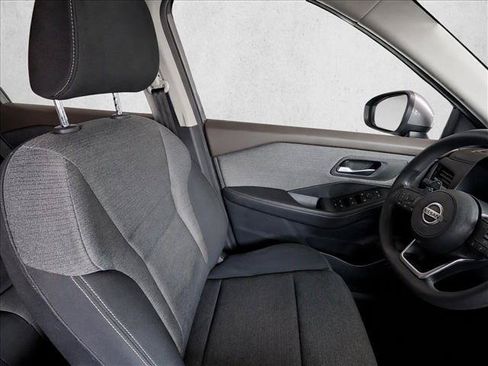 Used 2021 Nissan Rogue SV FWD image 20