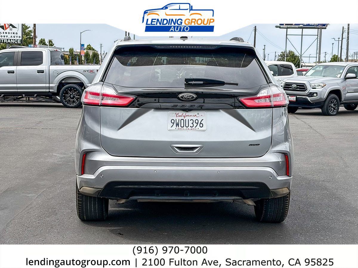 Used 2024 Ford Edge SE w/ Black Appearance Package AWD/4WD image 3