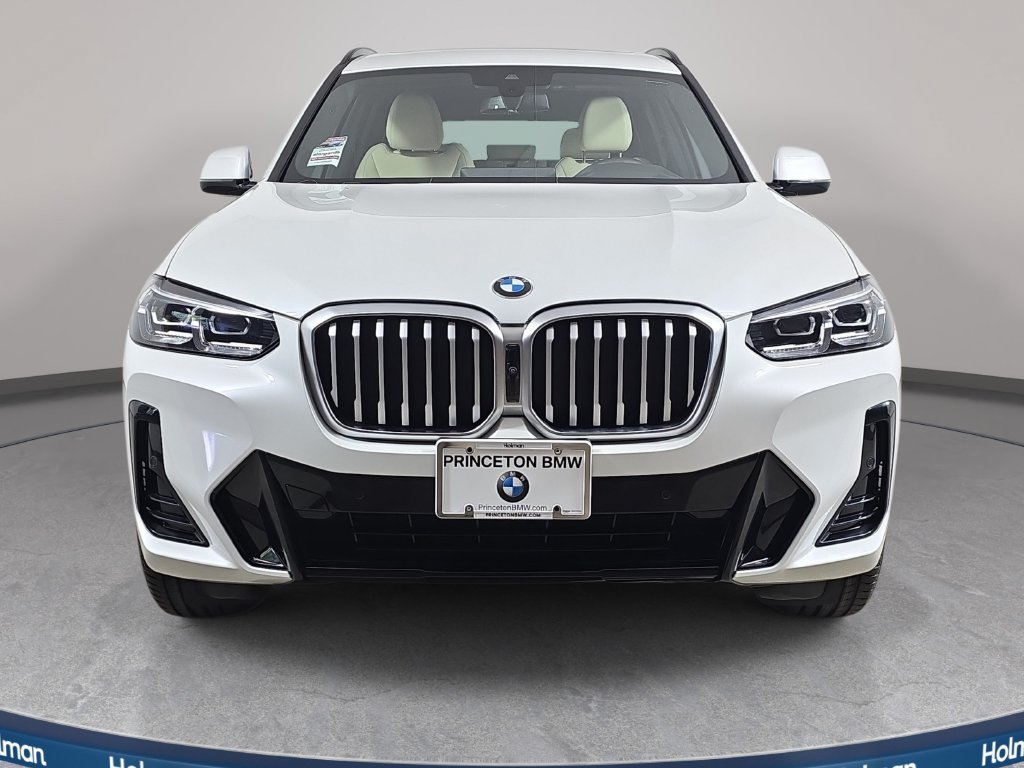 Certified 2024 BMW X3 xDrive30i w/ Premium Package AWD/4WD image 2