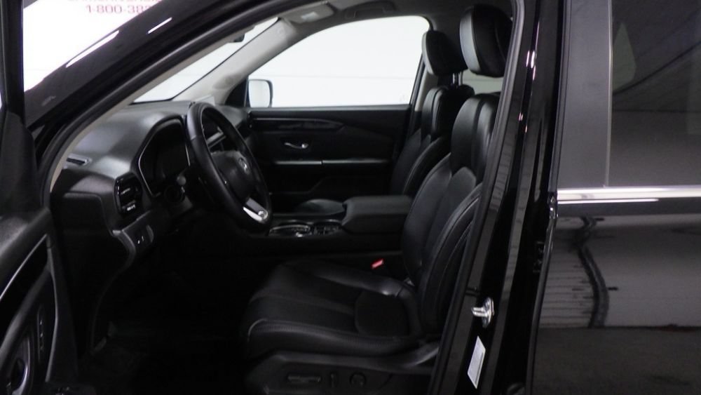 Used 2025 Honda Pilot EX-L image 8