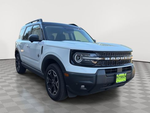 Used 2025 Ford Bronco Sport Outer Banks w/ Outer Banks Tech Package+ AWD/4WD image 1