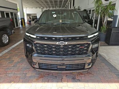 Used 2024 Chevrolet Traverse RS