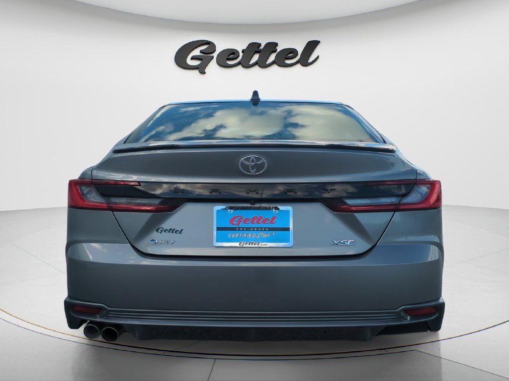 Used 2025 Toyota Camry XSE FWD image 6