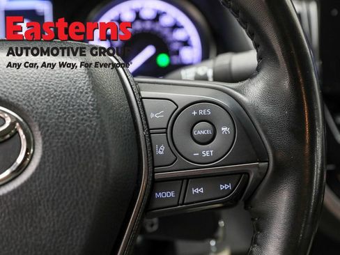 Used 2023 Toyota Camry SE image 16