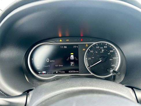 Used 2019 Nissan Kicks SV w/ Interior Electronics Package image 13