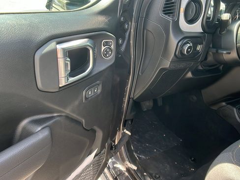 New 2025 Jeep Wrangler Sport S image 15