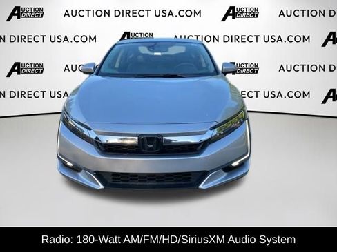 Used 2018 Honda Clarity Plug-In Hybrid image 2