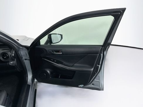 Used 2024 Lexus IS 350 F Sport RWD image 34