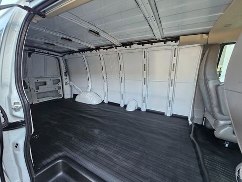 Used 2025 Chevrolet Express 2500 Extended w/ Driver Convenience Package image 21