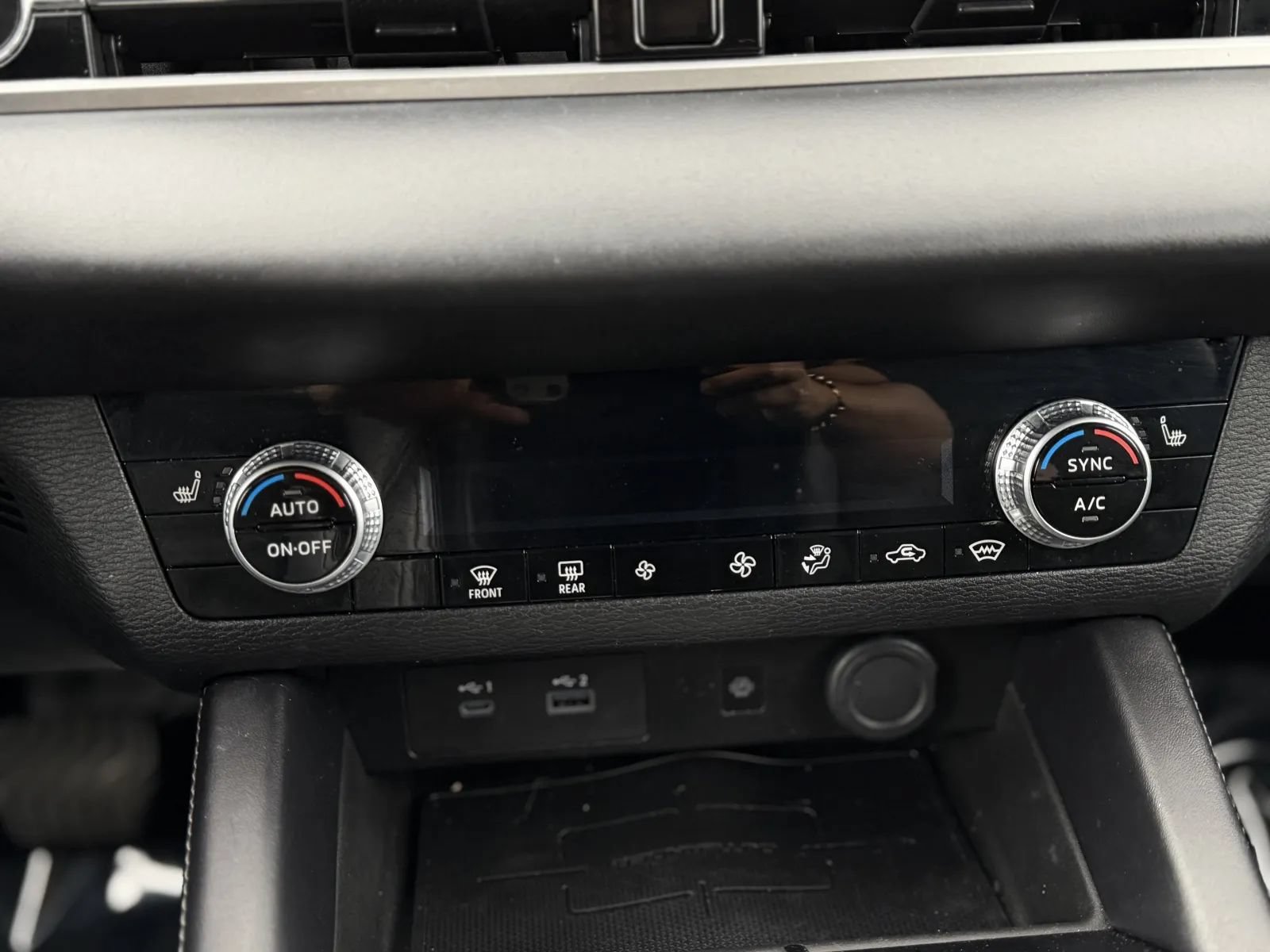 Used 2022 Mitsubishi Outlander SE AWD/4WD image 35
