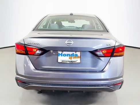 Used 2023 Nissan Altima 2.5 SV FWD image 8