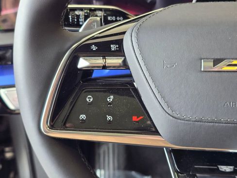 New 2026 Cadillac Optiq V w/ Magnus Launch Edition image 27