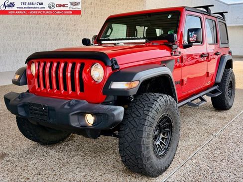 Used 2023 Jeep Wrangler Unlimited Sport image 1