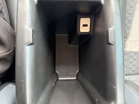 Used 2018 Chevrolet Colorado Z71 image 28