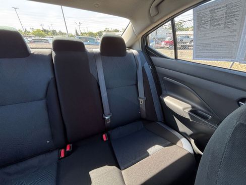 Used 2025 Nissan Versa SV image 35
