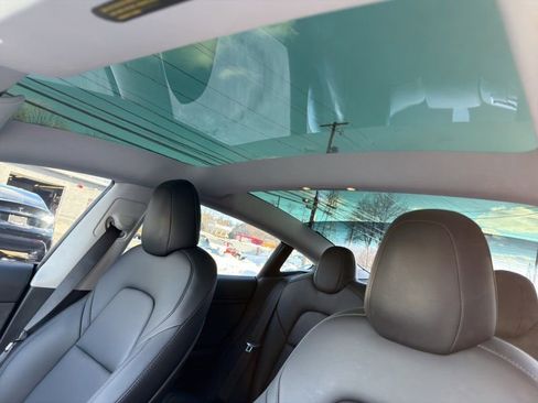 Used 2021 Tesla Model 3 Long Range image 19