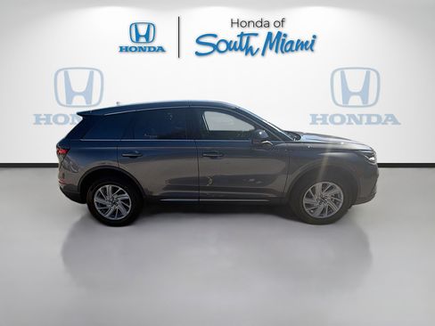 Used 2024 Lincoln Corsair FWD image 8