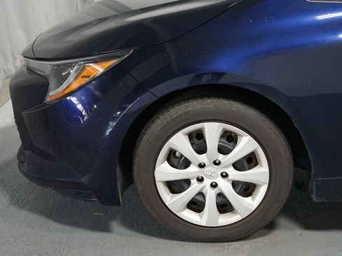 Used 2024 Toyota Corolla LE FWD image 5
